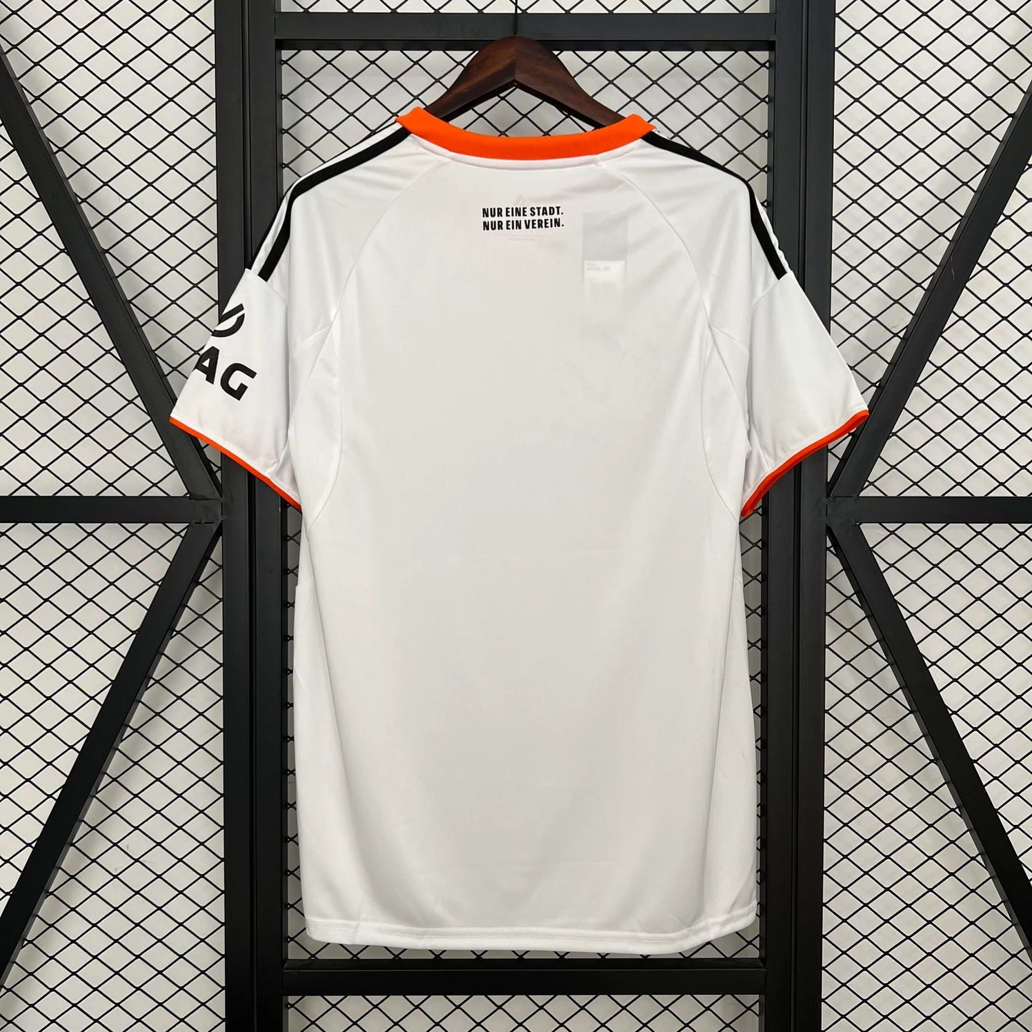 Frankfurt 25-26 Away (Fan)