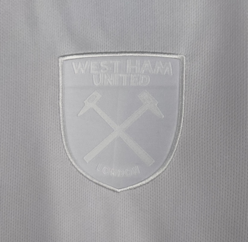 West Ham 23-24 Away (Fan)