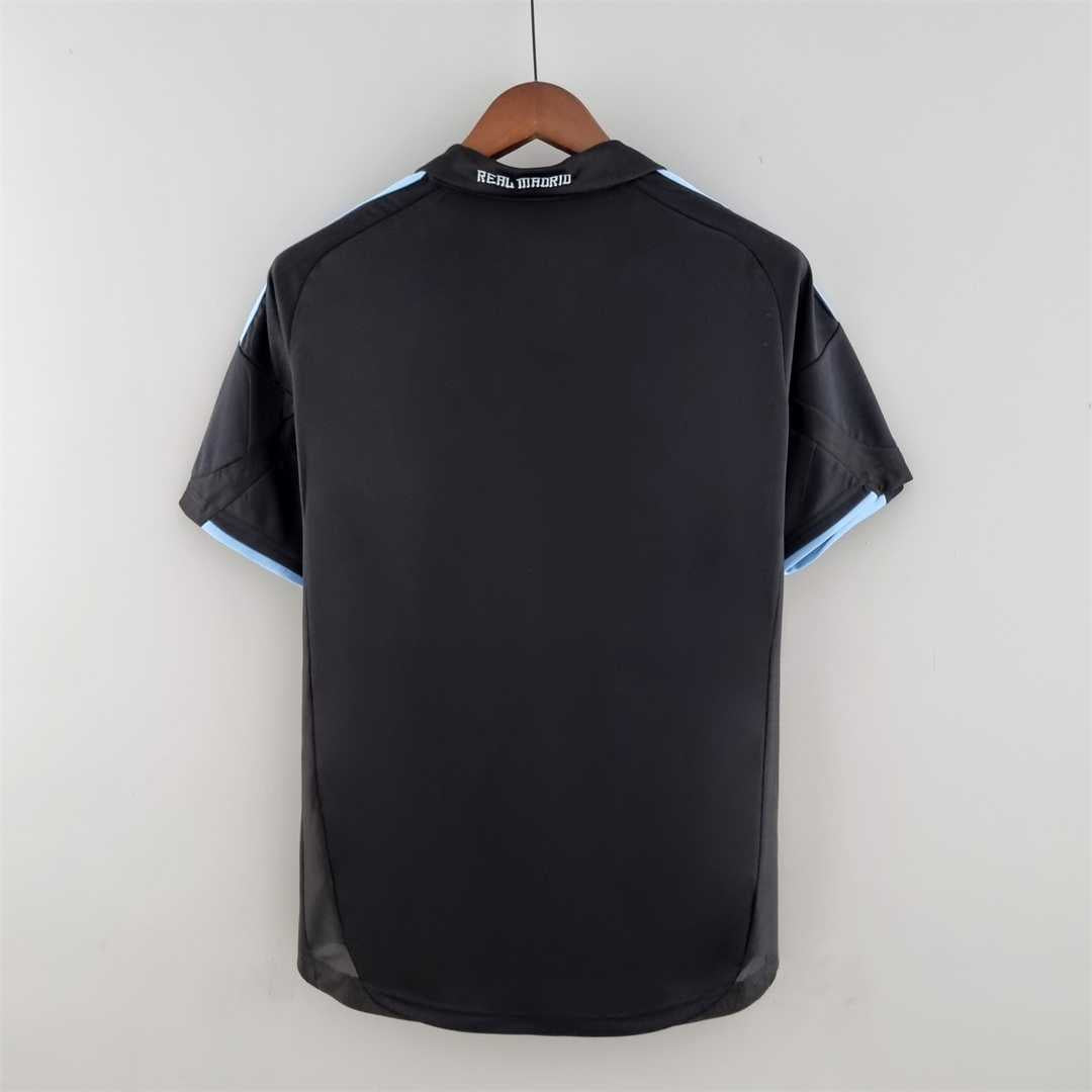 Real Madrid 09-10 Away (RETRO)