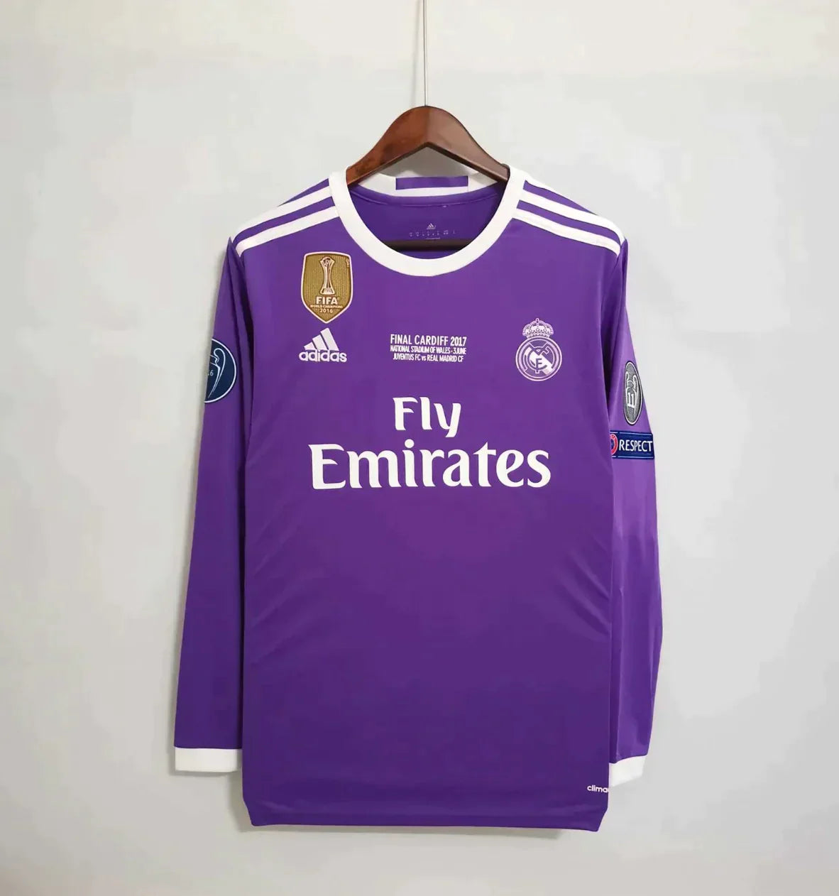 Real Madrid 16-17 Long Sleeve UCL FINAL Away (RETRO)
