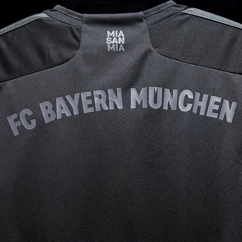 Bayern Munchen 23-24 All Black (Fan)