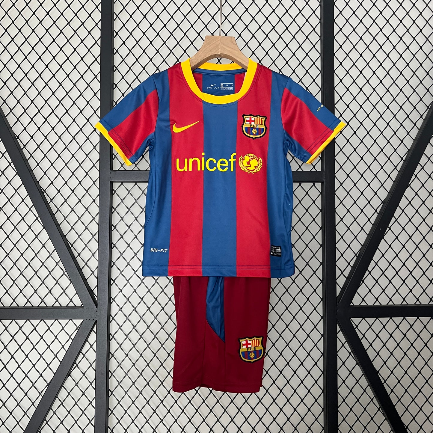 Barcelona 10-11 Home (KIDS RETRO)