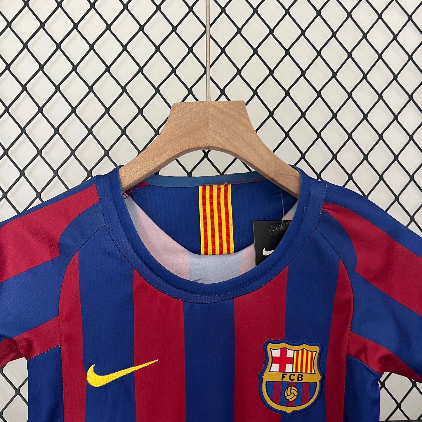 Barcelona 05-06 Home (KIDS RETRO)