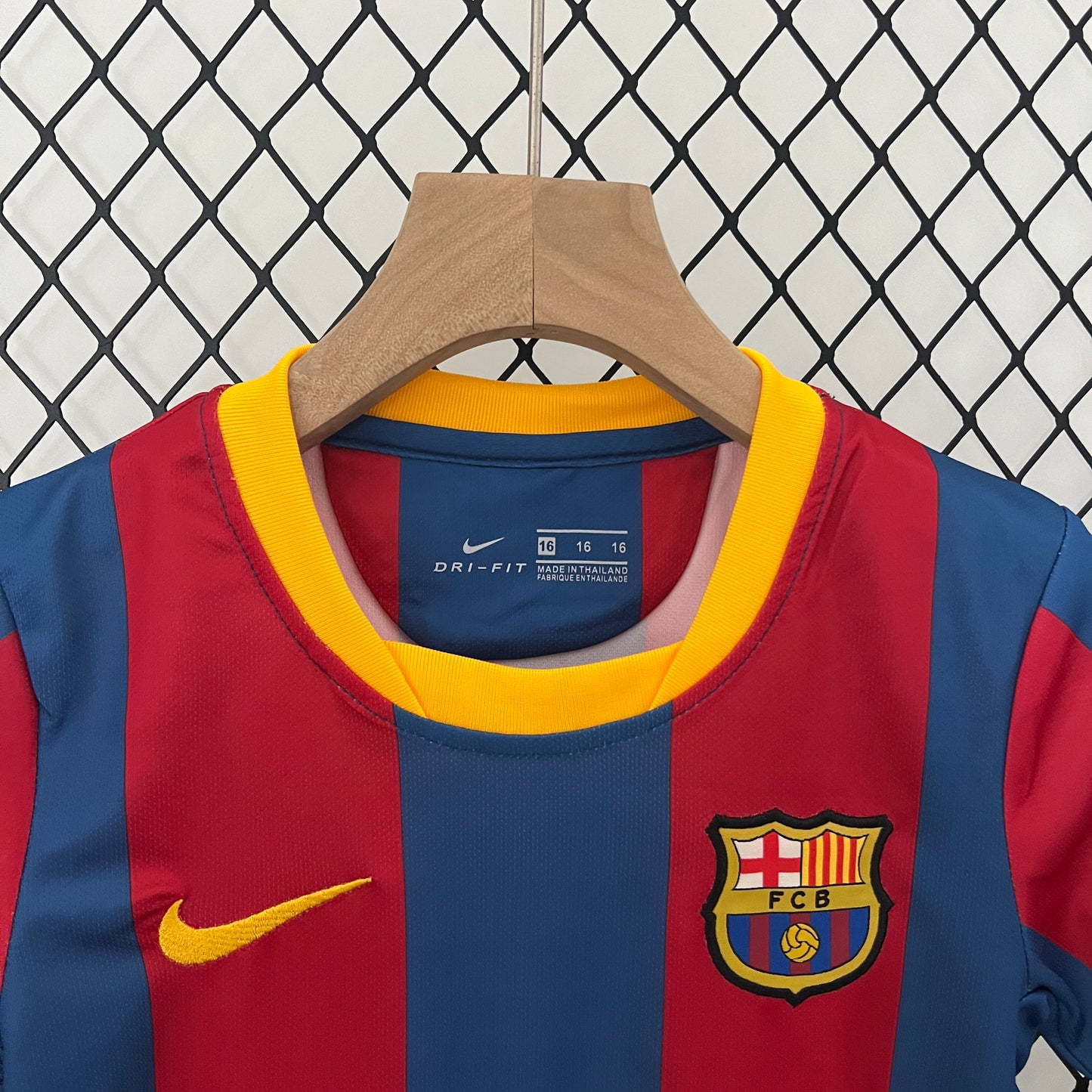 Barcelona 10-11 Home (KIDS RETRO)