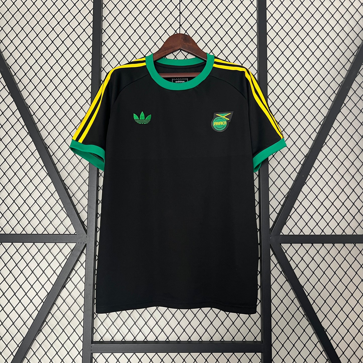 Jamaica 24-25 Special Black (FAN)