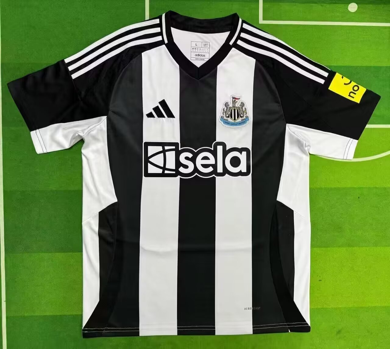 Newcastle 24-25 Home (FAN)