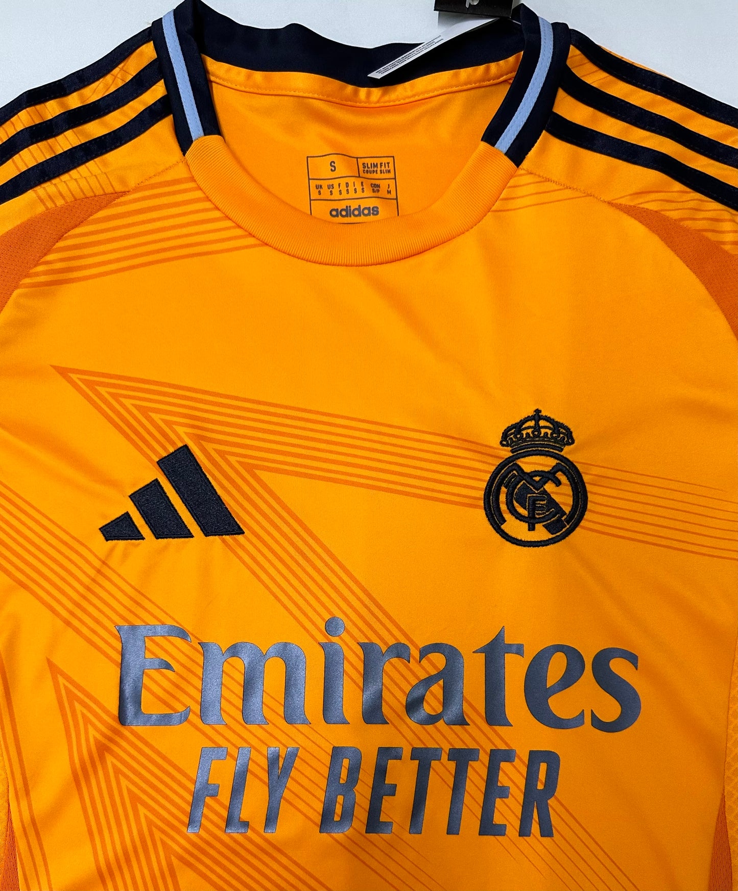 Real Madrid 24-25 Away (FAN)