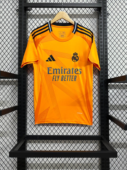 Real Madrid 24-25 Away (FAN)