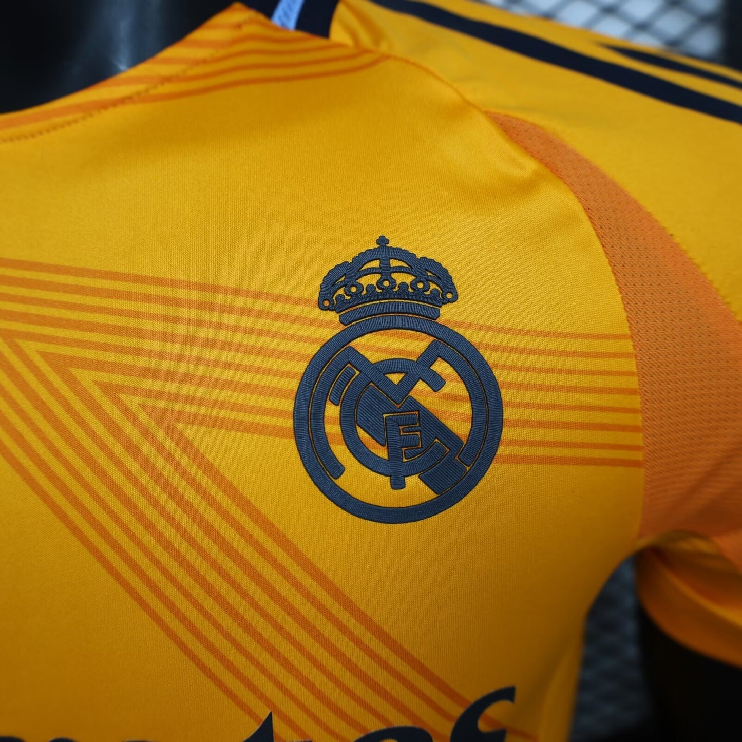 Real Madrid 24-25 Away (PLAYER)