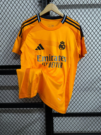 Real Madrid 24-25 Away (FAN)