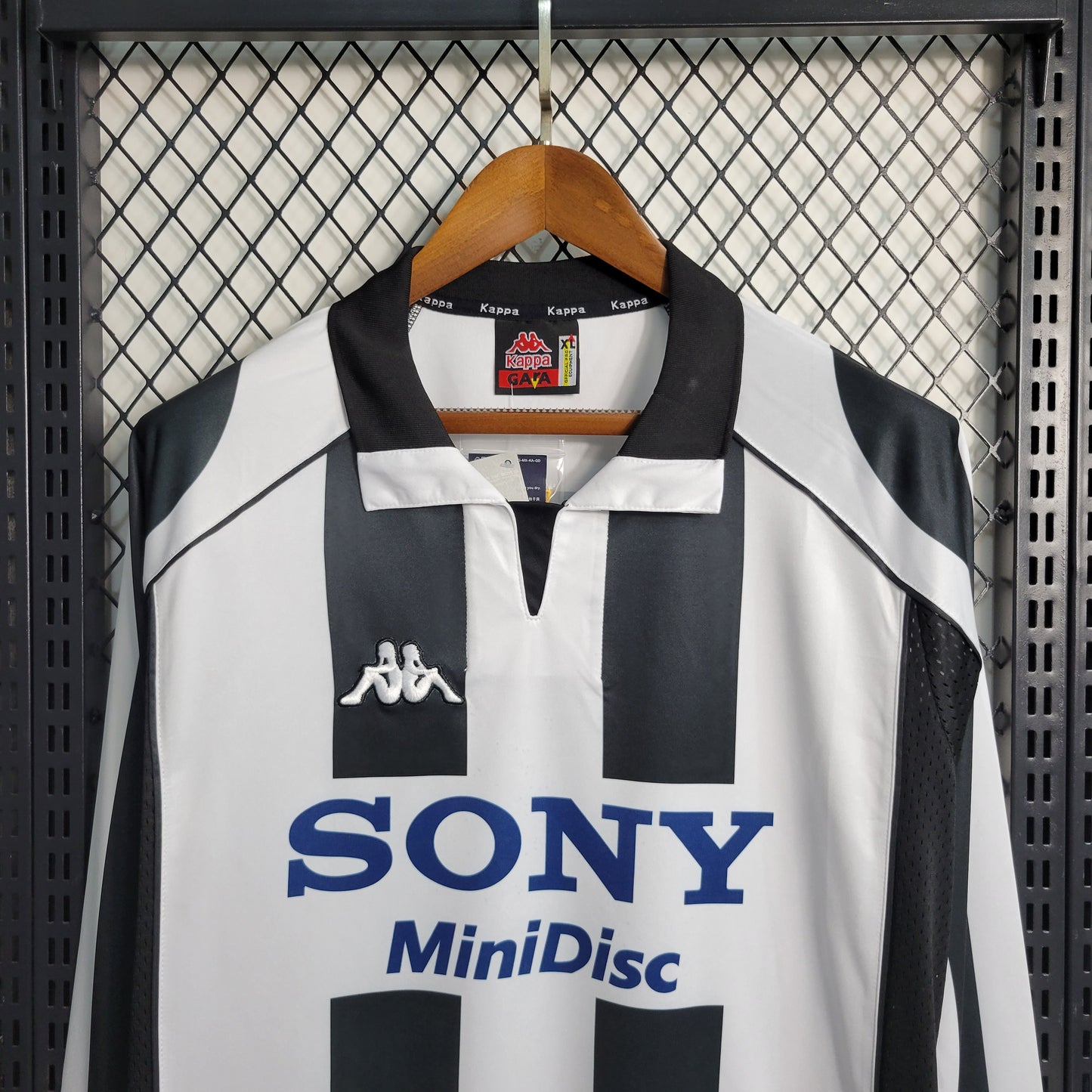 Juventus 97-98 Home Long Sleeve (RETRO)