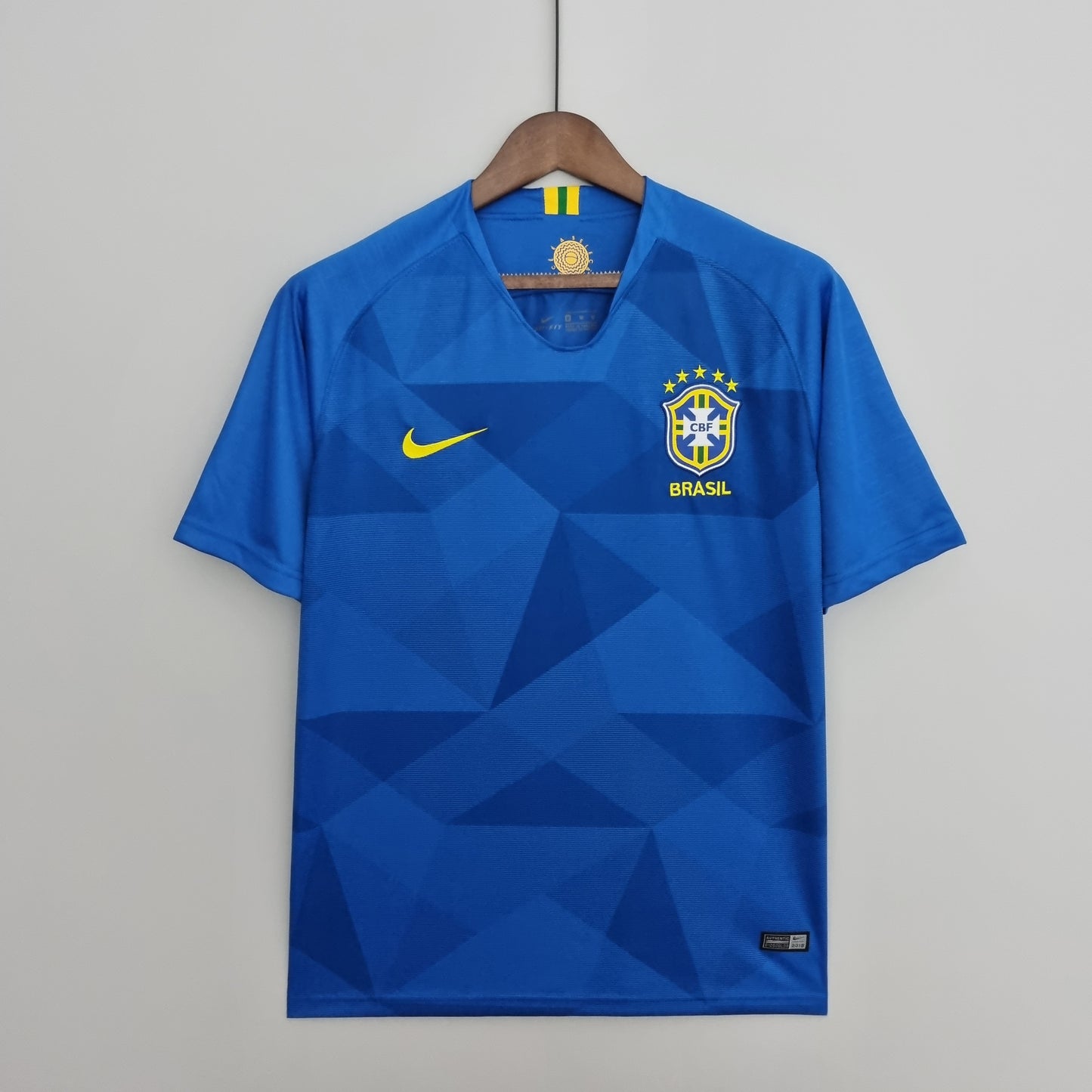 Brazil 2018 Away (RETRO)