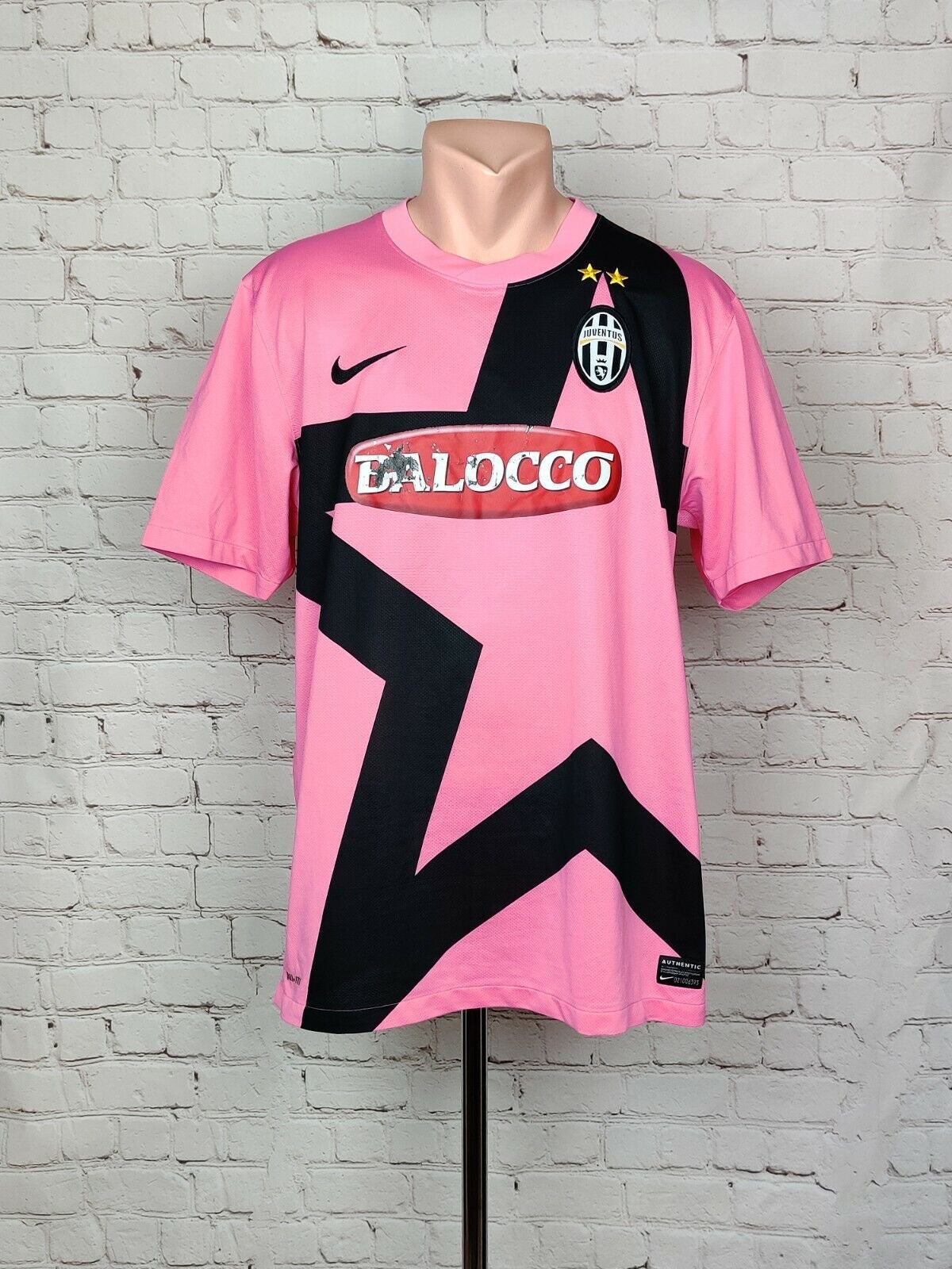 Juventus 11-12 Away (RETRO)