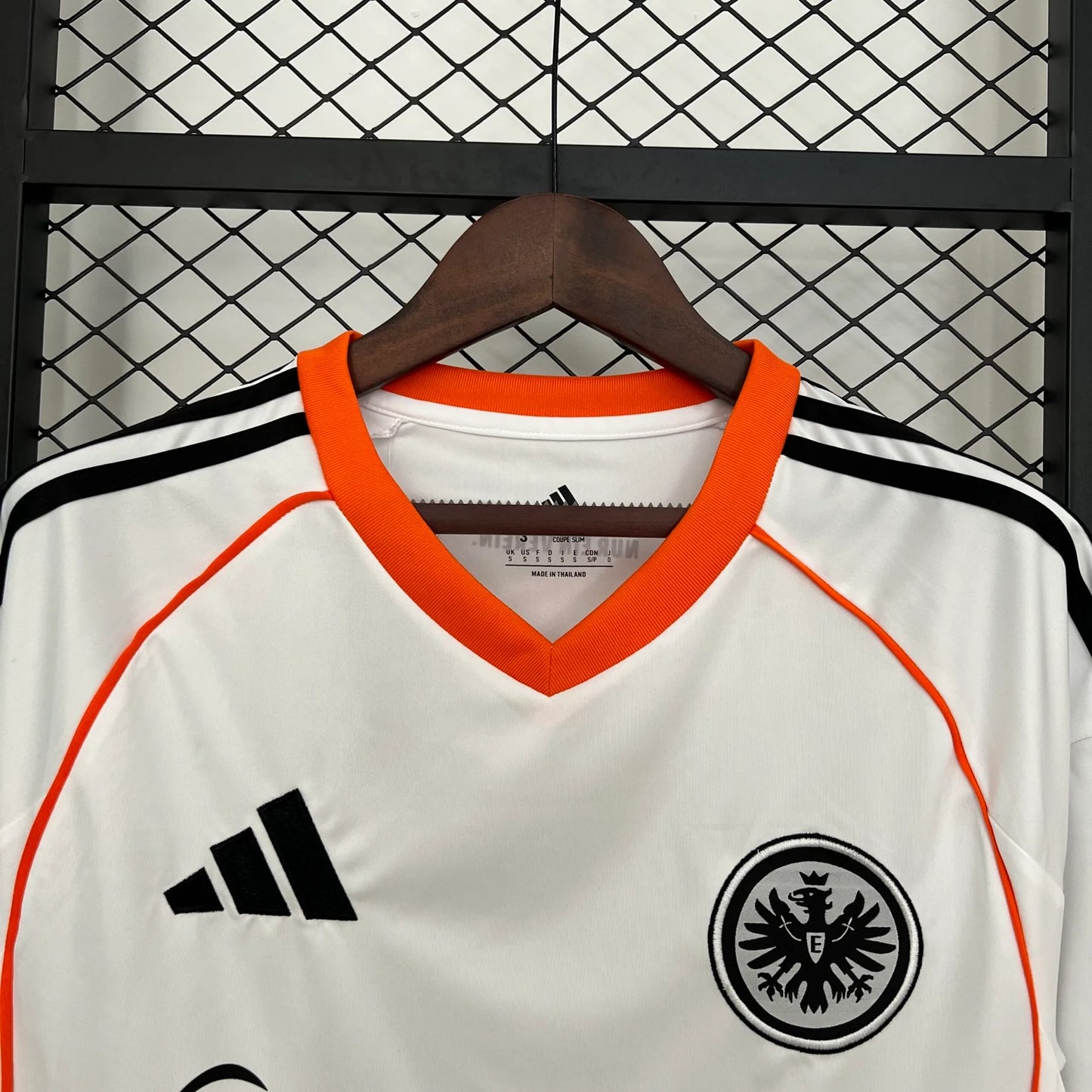 Frankfurt 25-26 Away (Fan)