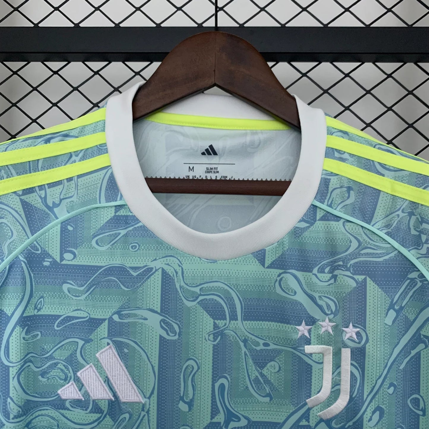 Juventus 25-26 Away Unsponsered (Fan)