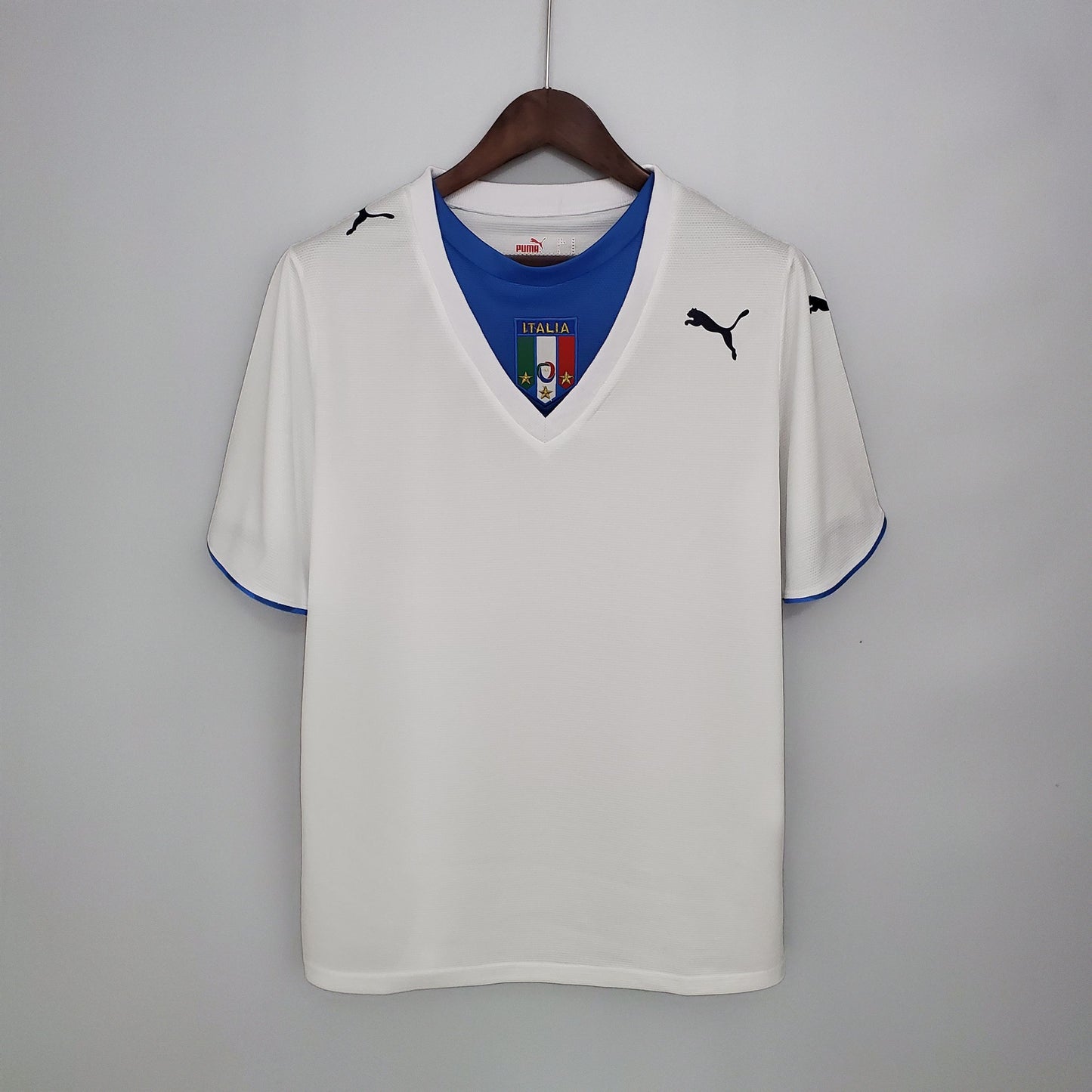 Italy 2006 Away (RETRO)