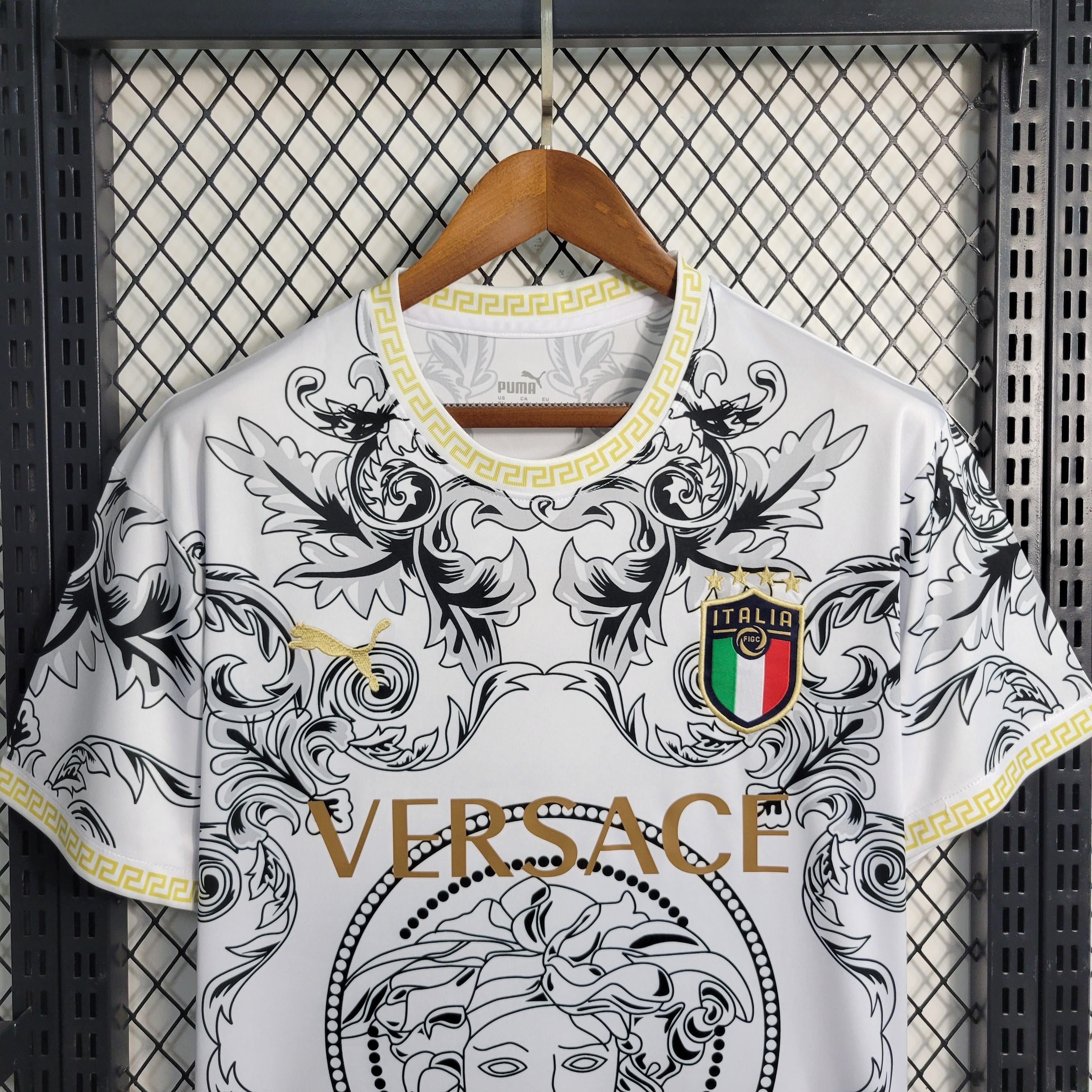 Versace t best sale shirt 2020