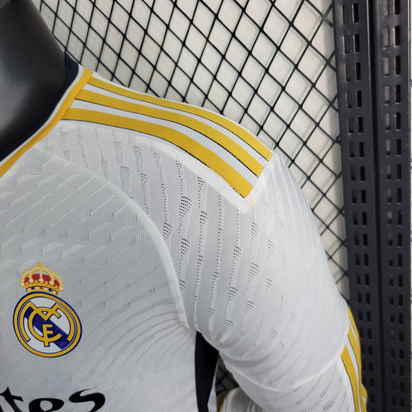 Real Madrid 23-24 Home Long Sleeve (Player)