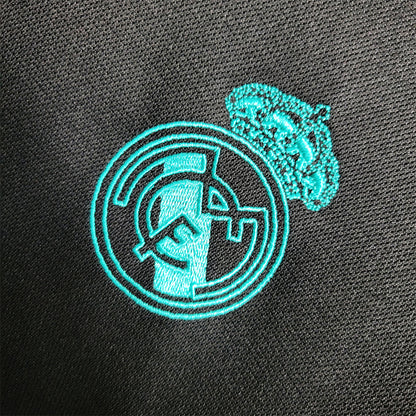 Real Madrid 17-18 UCL FINAL Away (RETRO)