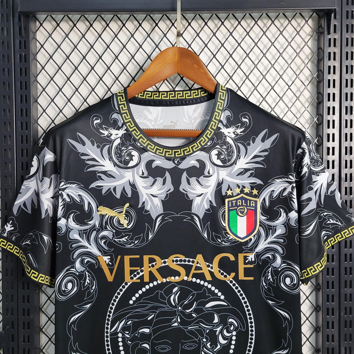 Italy 23-24 Versace Black Edition (Fan)