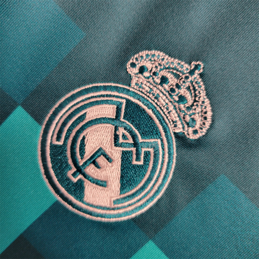 Real Madrid 17-18 UCL FINAL Third Kit (RETRO)