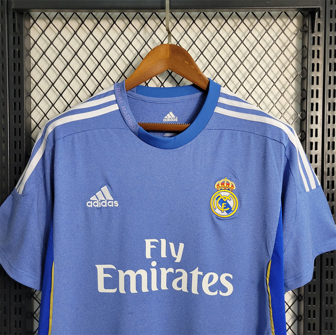 Real Madrid 13-14 Away (RETRO)