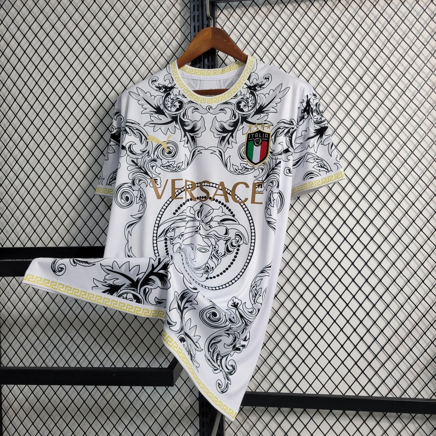 Italy 23-24 Versace White Edition (Fan)